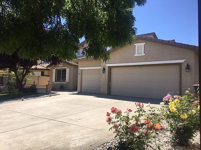 2nd image of 9582 Roan Fields Pl
