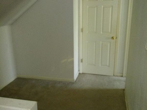 5th image of 1308 Radcliffe Ct