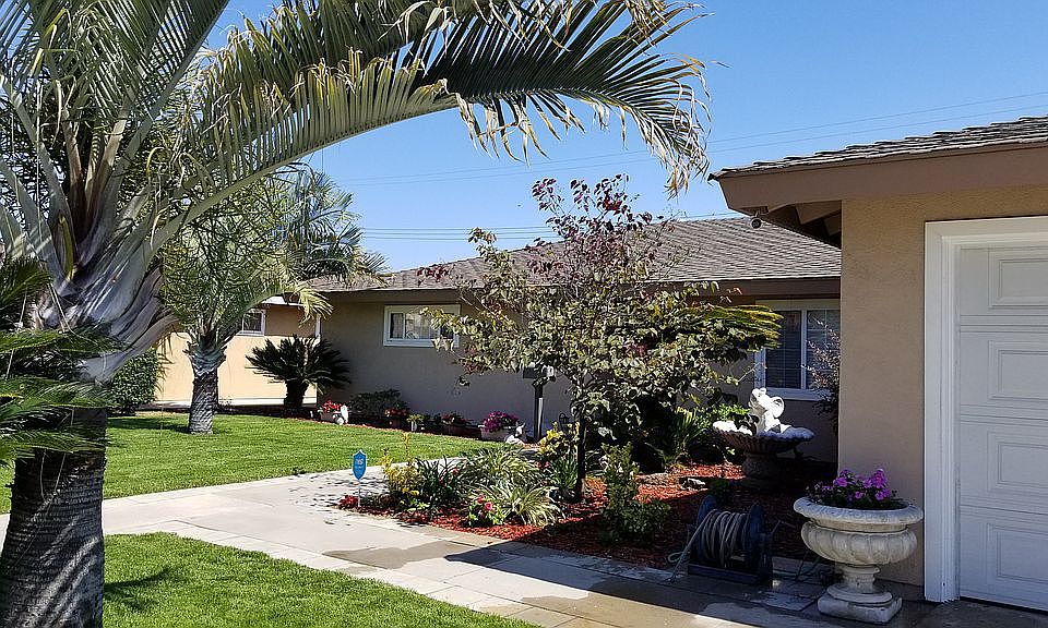 2nd image of 2022 E Norman Pl