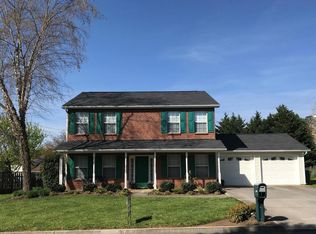 1115 Mortons Meadow Rd, Knoxville, TN 37932