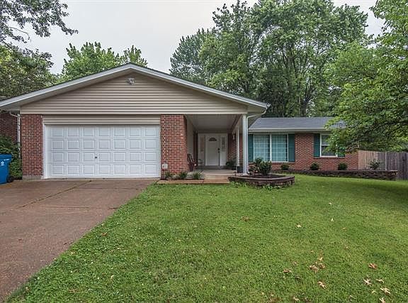 3rd image of 1733 Goldenhorn Ct