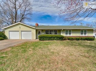 8538 W 80th St, Overland Park, KS 66204