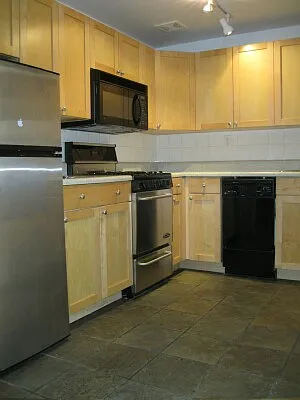Rented by Tower Brokerage | media 22