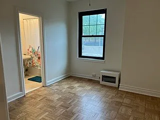 1640 E 50th St #1C — Photo 7