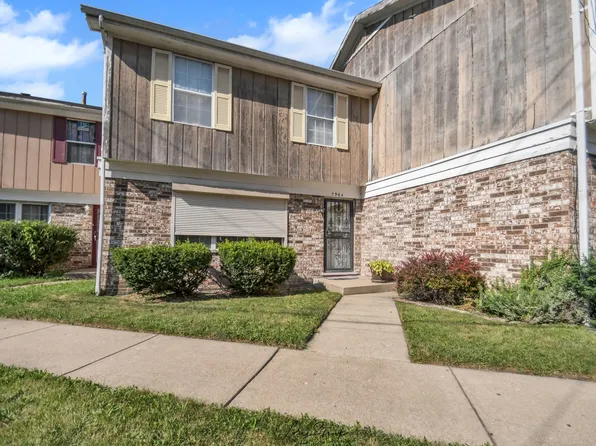 7964 S Essex Ave, Chicago, IL 60617