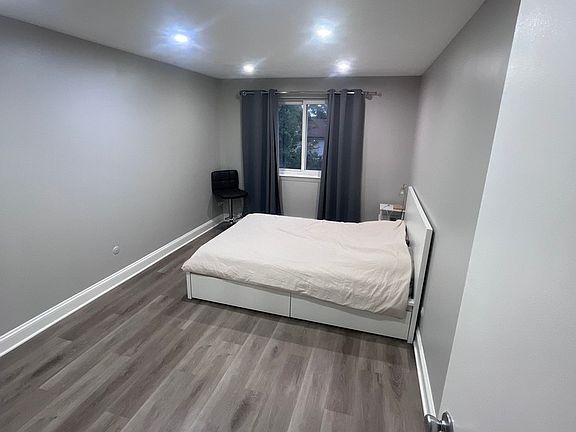 5th image of 8814 Briar Ct Unit 3C