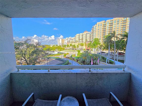 5th image of 2670 E Sunrise Blvd #315