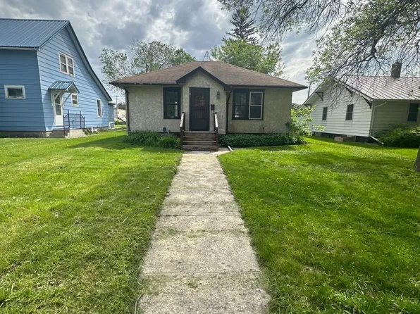 805 2nd Ave SW, Jamestown, ND 58401