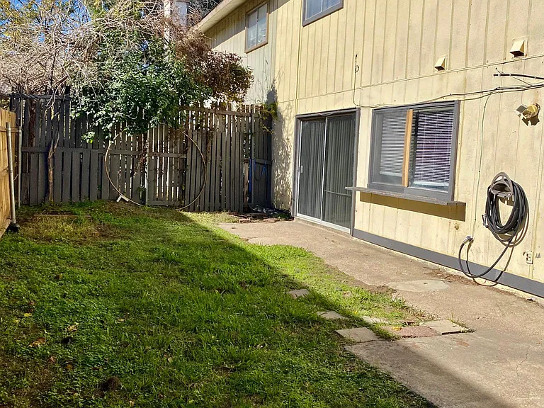 Side yard
