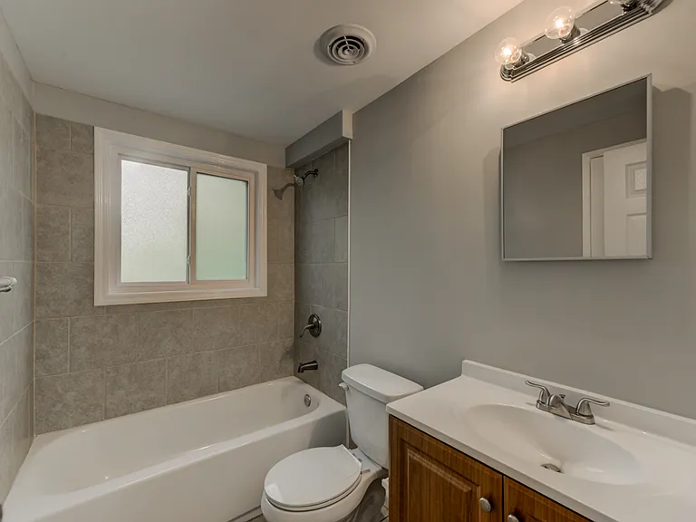3547 Glenwood Rd #A — Photo 7