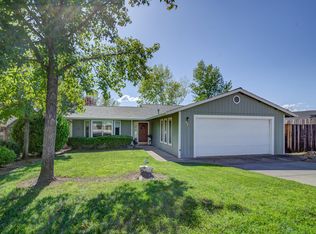 912 Partridge Dr, Redding, CA 96003