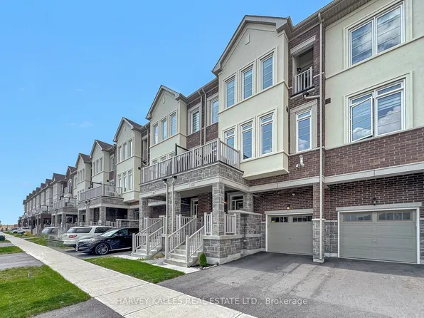 32 Mel Irving Dr, Bradford West Gwillimbury, ON L3Z 4P1