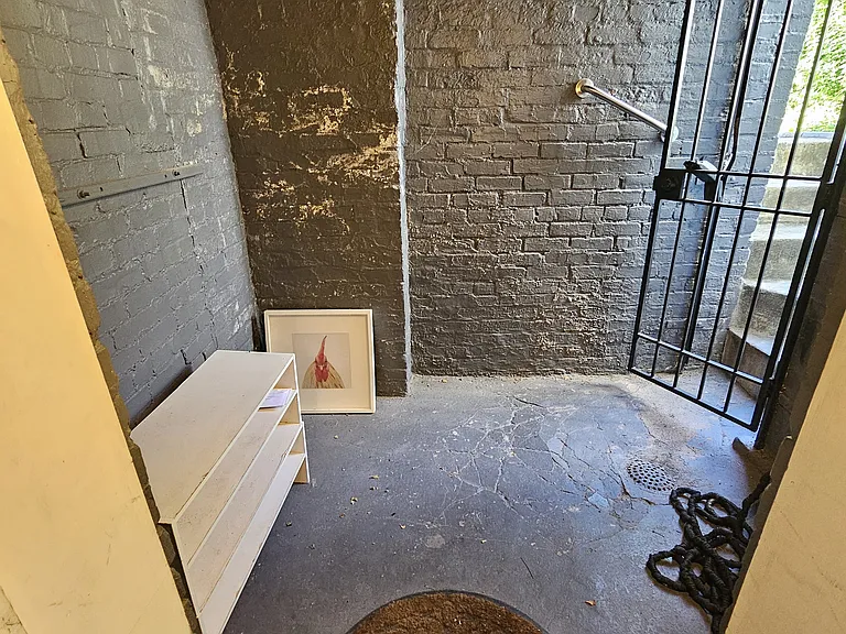 117 Adams St NW #2 — Photo 12