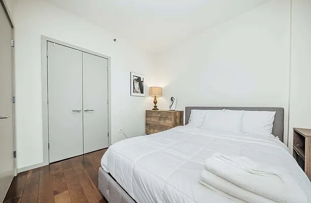 Rented by Carnegie Management Inc | media 4