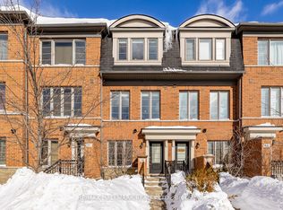 60 Belanger Cres, Toronto, ON M1L 0H3
