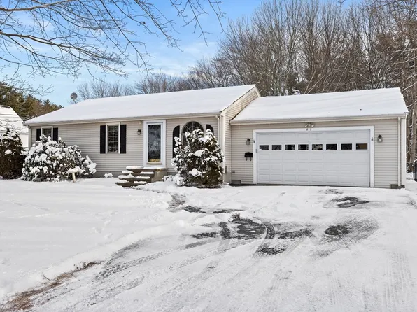 612 Plymouth St, Abington, MA 02351