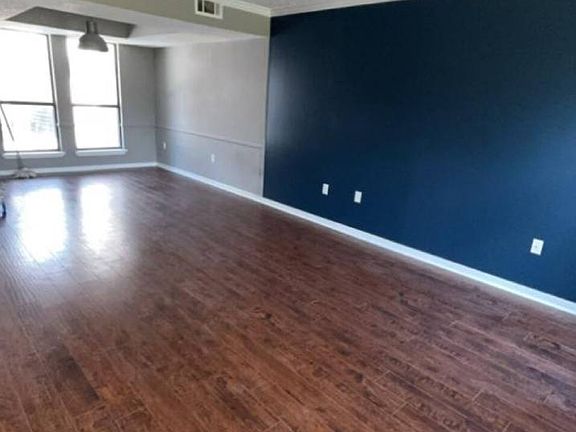 4th image of 22 Lake Barnett Dr