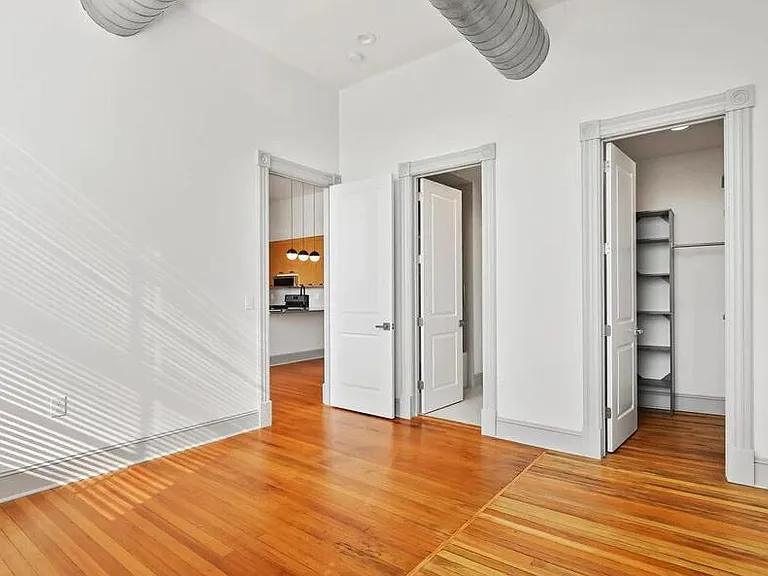 465 Church Street — Photo 7