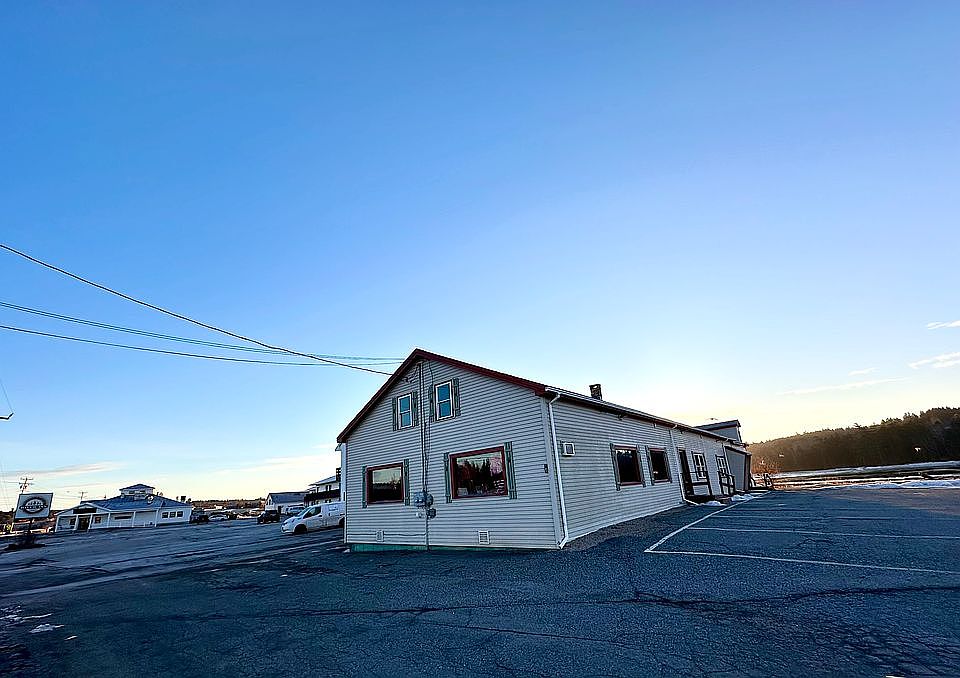 95 Main St, Machias, ME 04654 Zillow