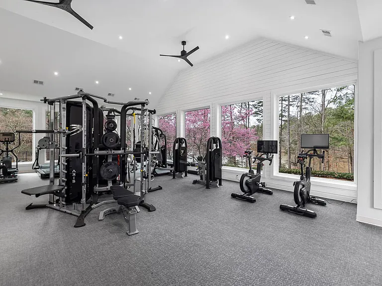 Newly Renovated 24-Hour Fitness Center