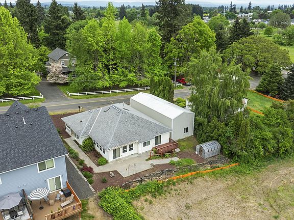 4th image of 33114 SW Jp West Rd