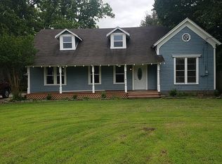 501 E Gee St, Pilot Point, TX 76258