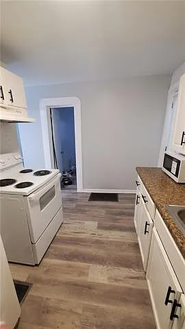 2 bed, 1.0 bath, 876 sqft, $1,400 — Photo 4
