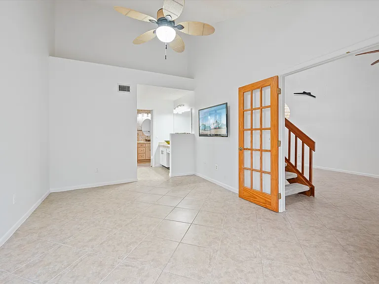 4163 Palm Bay Cir #C — Photo 4