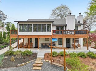 141 Lake Dr, Dawsonville, GA 30534