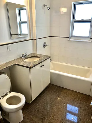 Rented by Rentiko Inc | media 28