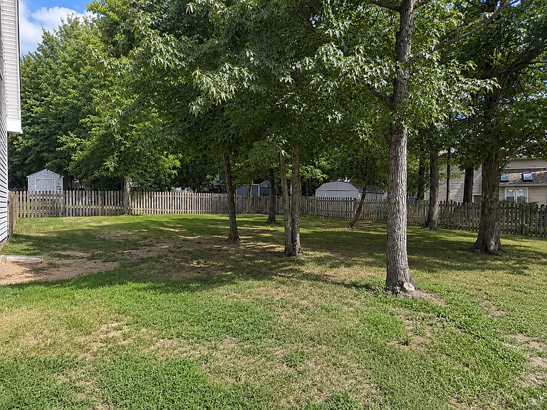 2232 Ridgefield Green Way — Photo 20