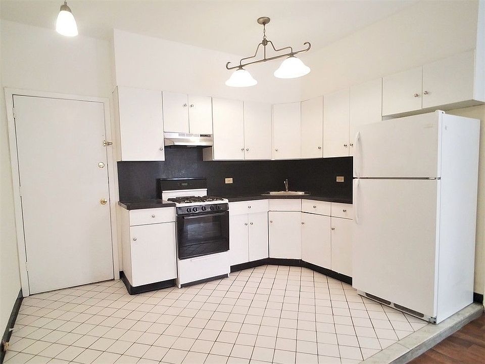 1st image of 243 5th Ave #4