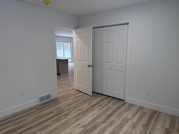 5th image of 3111 Golf Haven Dr