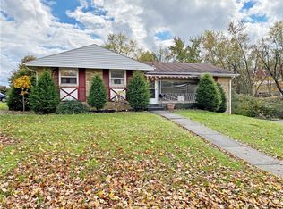 700 Havengate Dr, Bethel Park, PA 15102