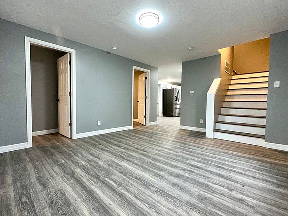 4th image of 605 S Miller St