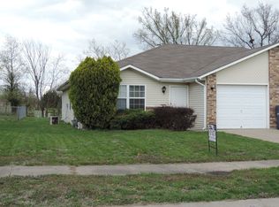 1502 8th Street Terr, Knob Noster Mo 65336, Knob Noster, MO 65336