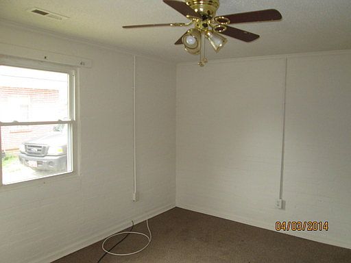 3rd image of 1413 Johnston St