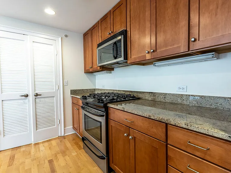 1001 Market St E #10 — Photo 21
