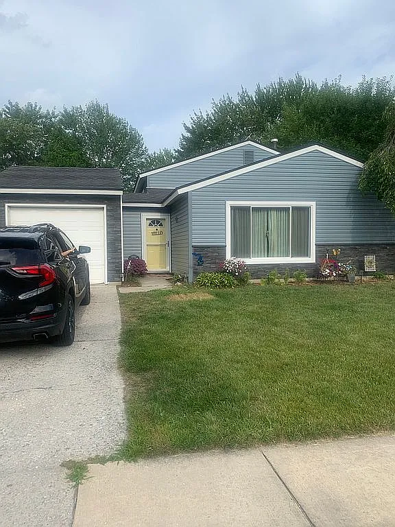 5710 Big Pine Dr photo 1