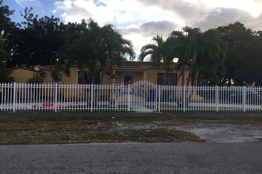 1st image of 1705 NW 32nd Ave