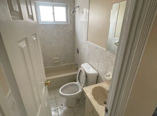 2712 Harding Ave #1, Bronx, NY 10465
