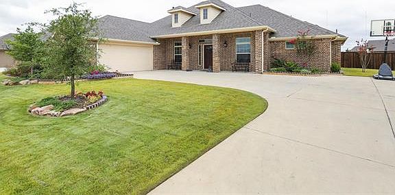 2nd image of 3216 Wimberley Ln