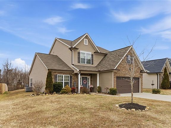 2nd image of 512 Paul Pope Rd