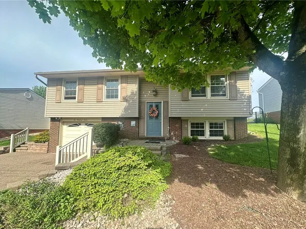 612 Surfside Dr, Pittsburgh, PA 15239