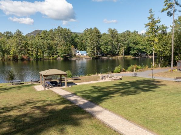 365 E River Dr #9