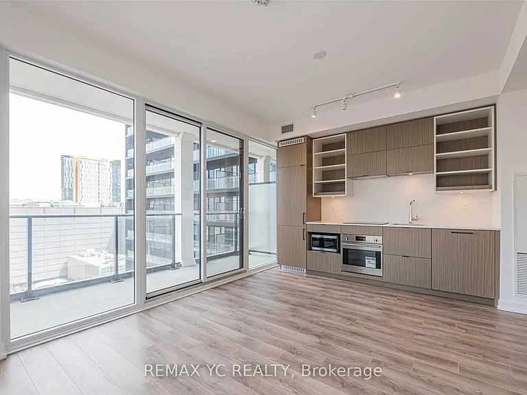20 Edward St #717 — Photo 1