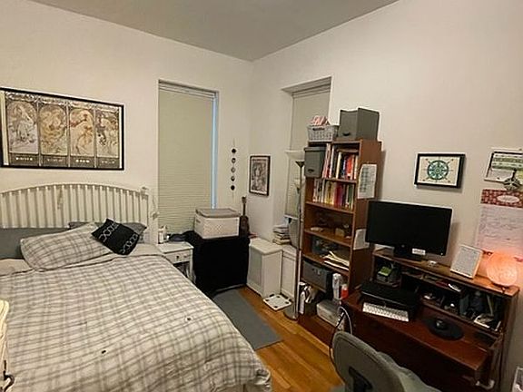 3rd image of 200 W 78th St APT 2A