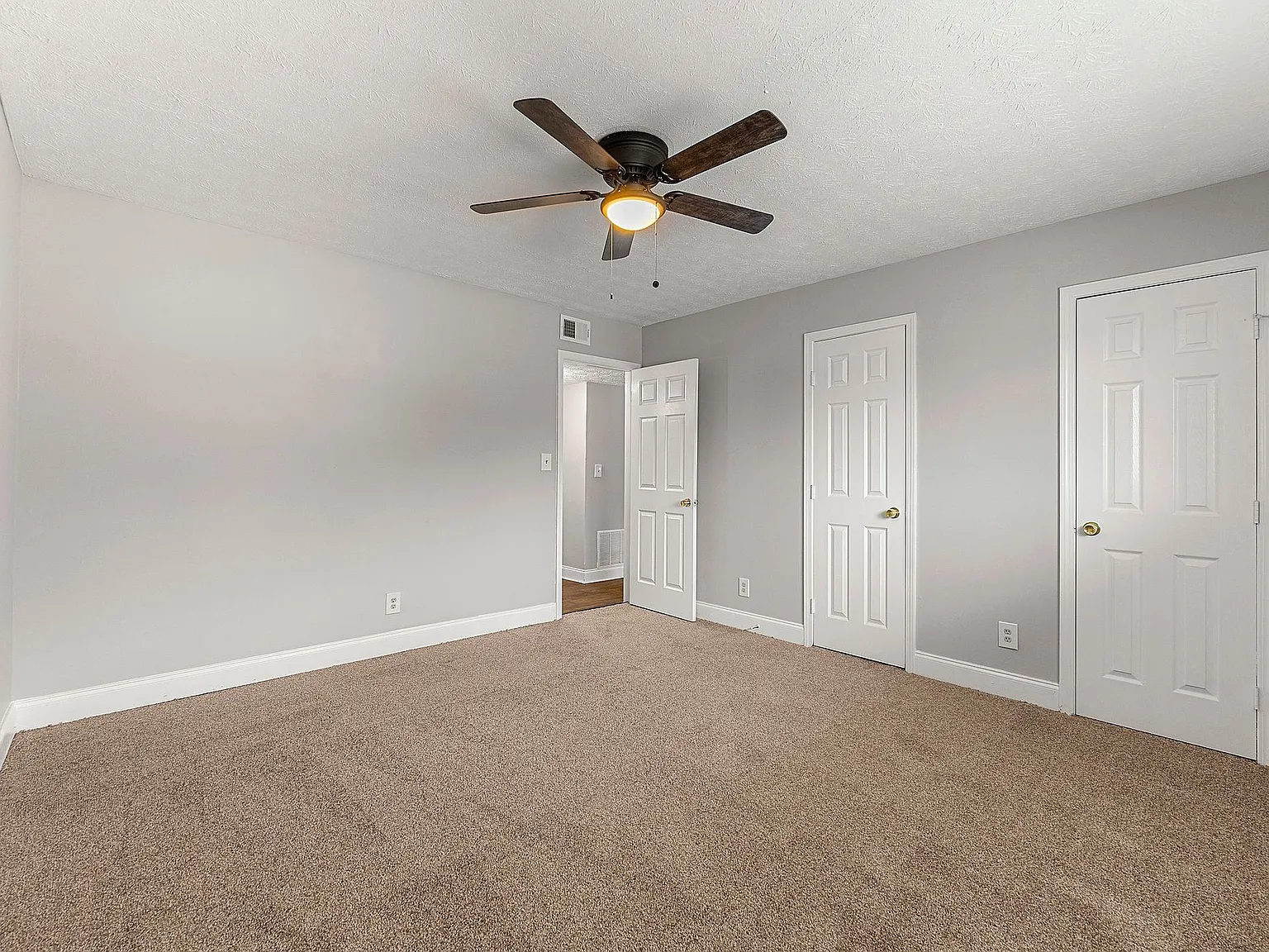 Balfour East Lake — Photo 2