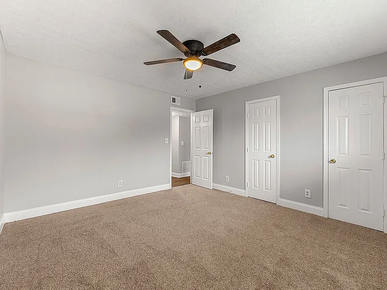 Balfour East Lake — Photo 1