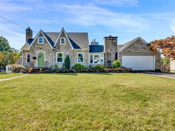 2406 Memorial Ave SW, Roanoke, VA 24015